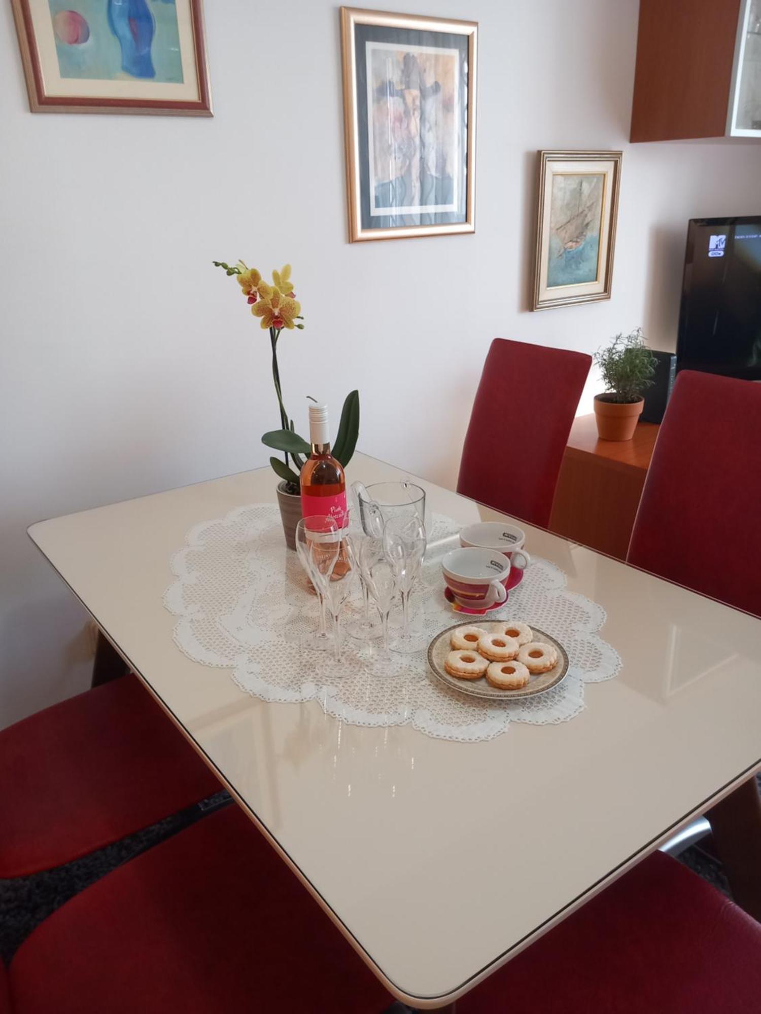 Apartment Harmony - Pleasant And Comfortable Place With A Balcony And A Secured Garage Split Exteriör bild
