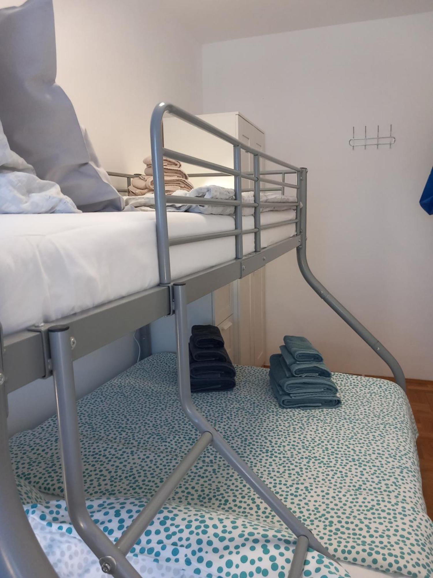 Apartment Harmony - Pleasant And Comfortable Place With A Balcony And A Secured Garage Split Exteriör bild