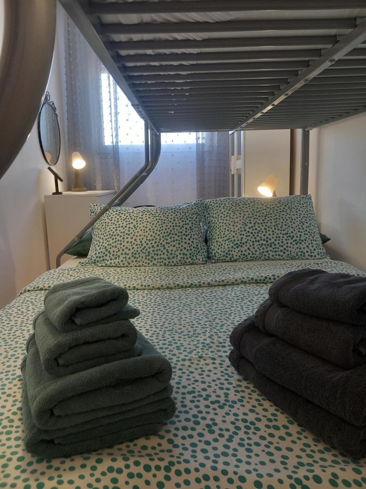 Apartment Harmony - Pleasant And Comfortable Place With A Balcony And A Secured Garage Split Exteriör bild